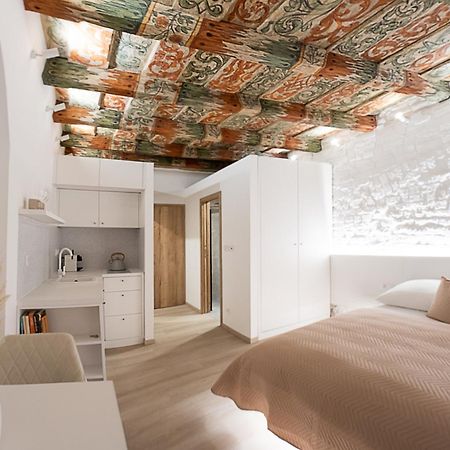 White Wolf Boutique Apartments Olomouc Eksteriør bilde