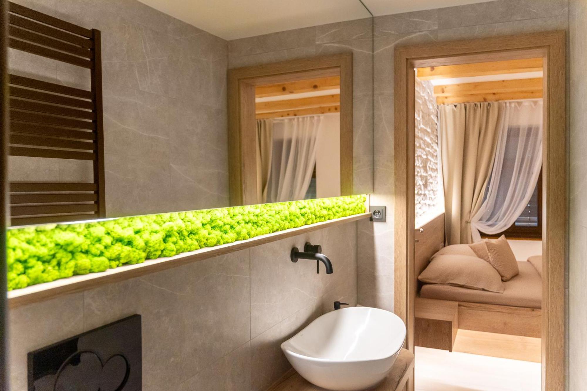 White Wolf Boutique Apartments Olomouc Eksteriør bilde